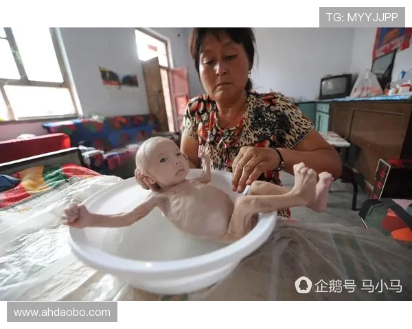 她为爱痴狂20年，《红糖》背后的3个真相令人心碎